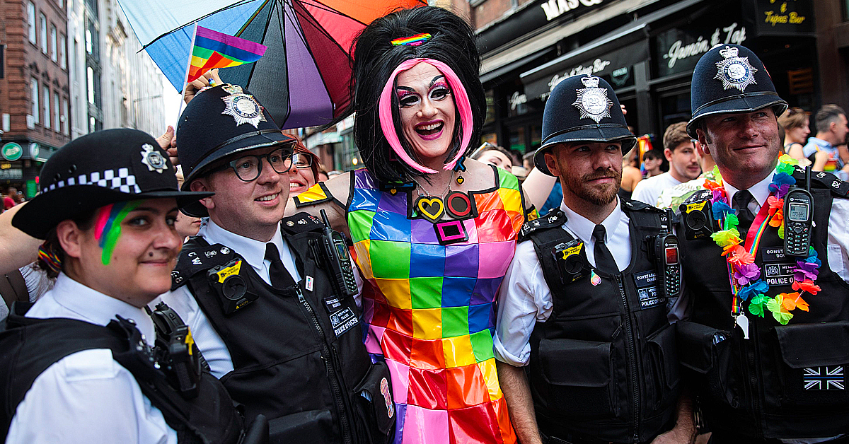 Custom_campaign_image_av4_plhkg_pe5lh_p5ek_tyhke_phkeop_kh