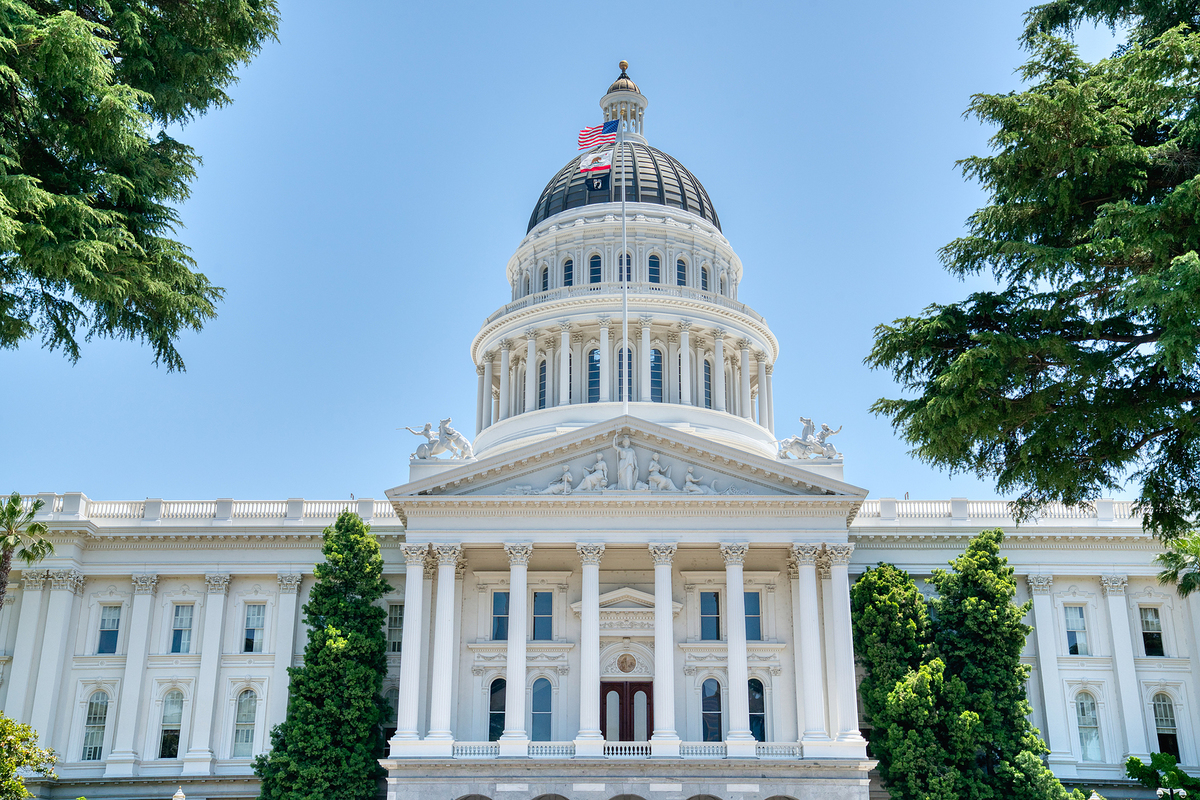 Custom_campaign_image_custom_campaign_image_1bigstock-exterior-facade-of-the-califor-477881735